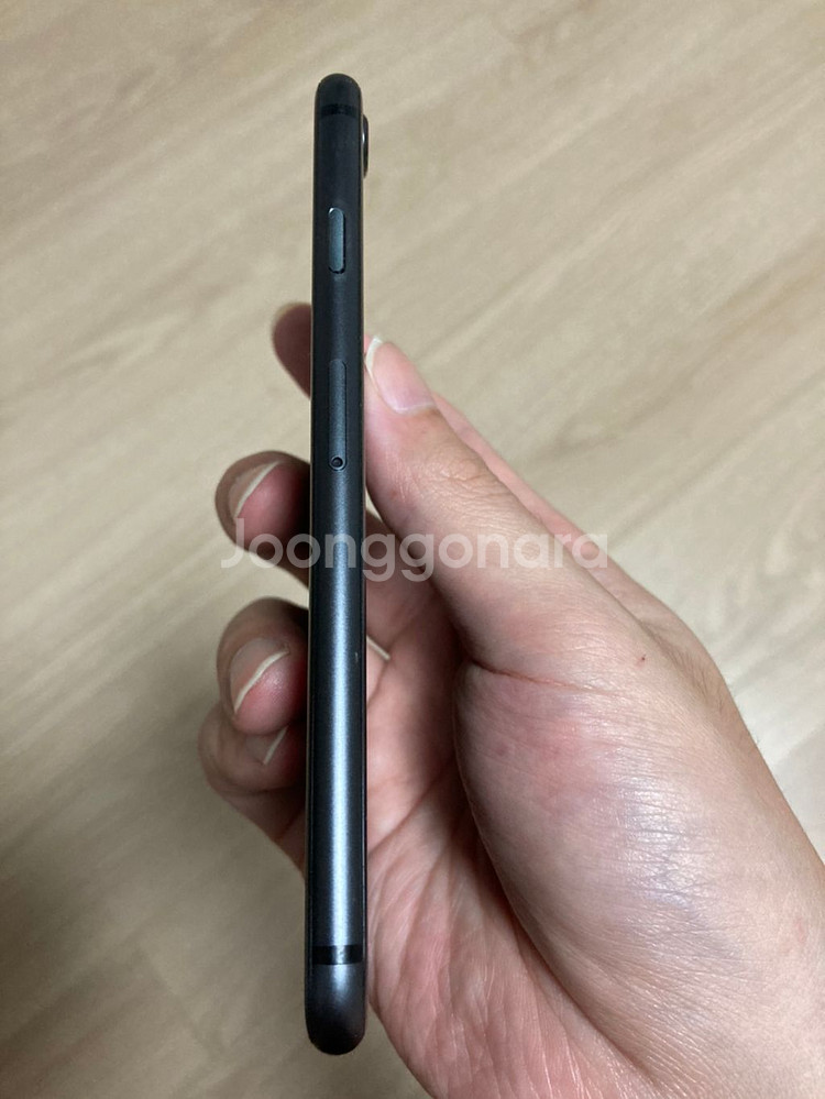 부산) 아이폰 8 블랙 64gb 풀박 팝니다--6