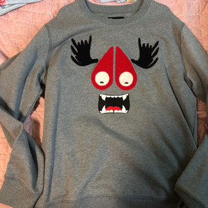 무스너클맨투맨 XL(정품)