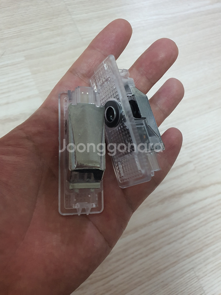 bmw 도어빔 무변색렌즈 2개판매합니다--4