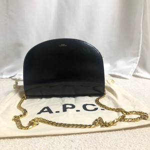 A.P.C 아페쎄 루나백 판매합니다.