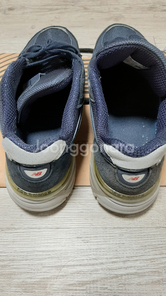 뉴발란스 990 v4 네이비--3