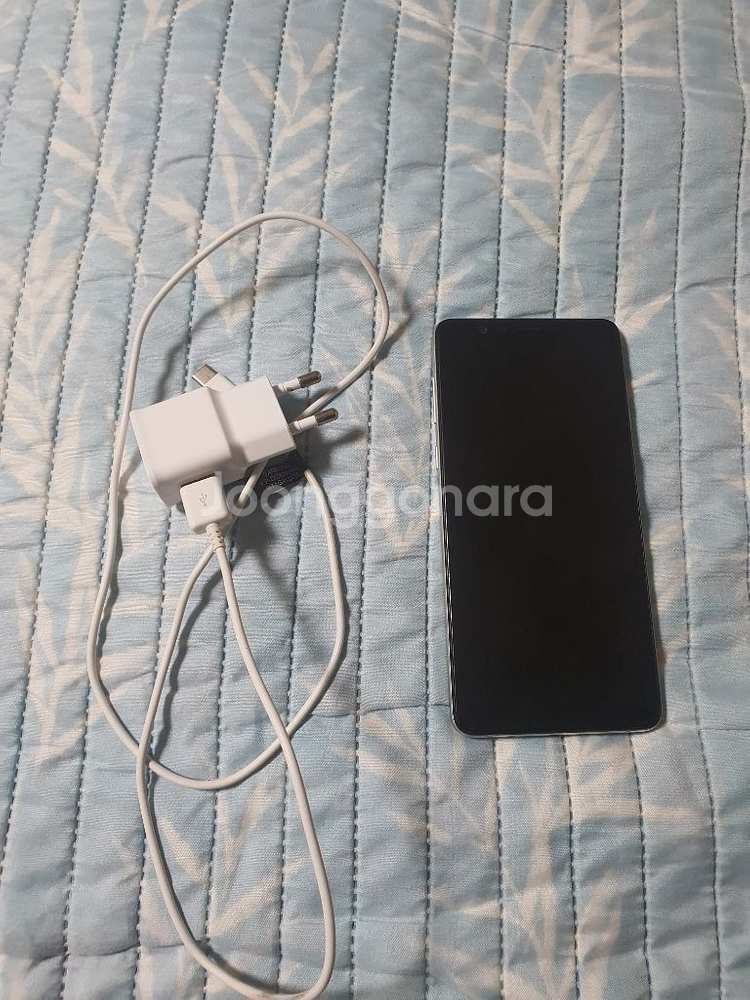 갤럭시a8스타(star) 화이트--1