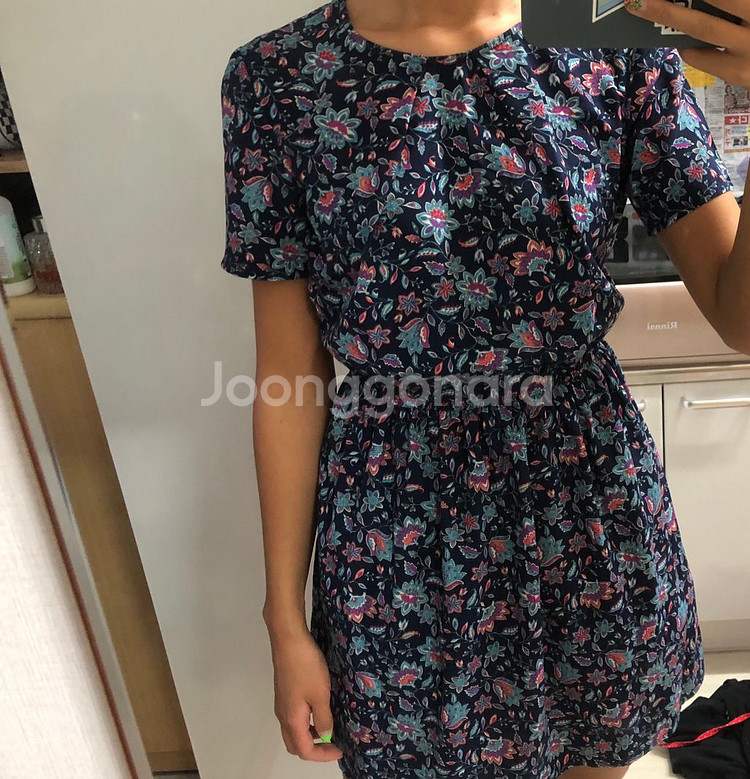 포에버21 뒷트임 꽃무늬 원피스--3