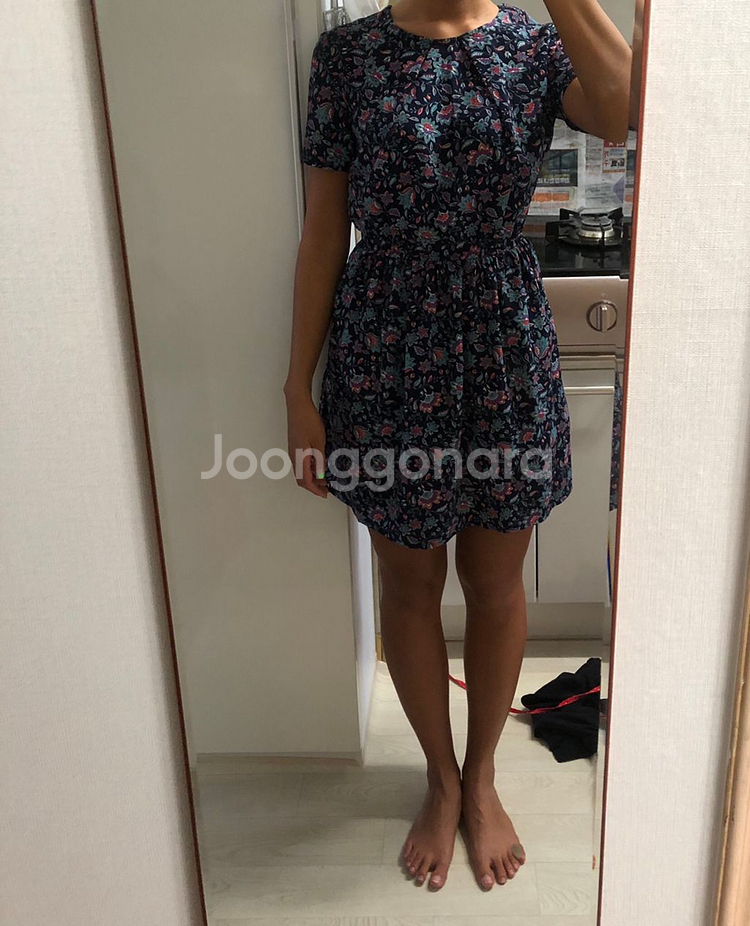포에버21 뒷트임 꽃무늬 원피스--4