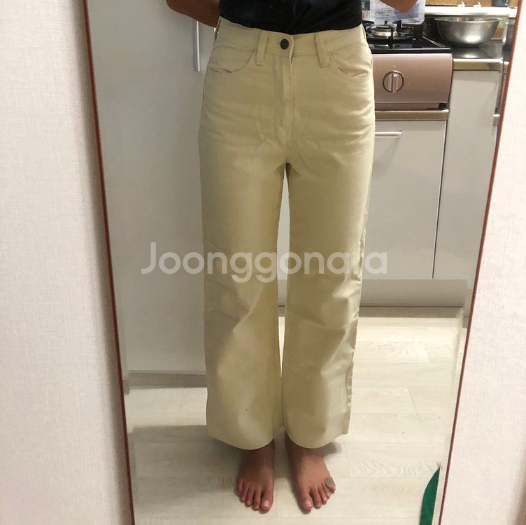 새상품. 베이지 통바지--0