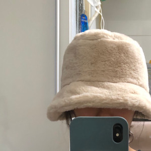 새상품. 털모자 버킷햇
