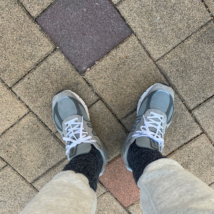 뉴발란스990v4--1