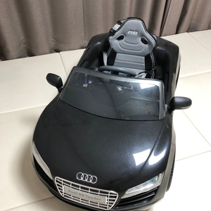 유아 전동차 아우디 (audi) R8