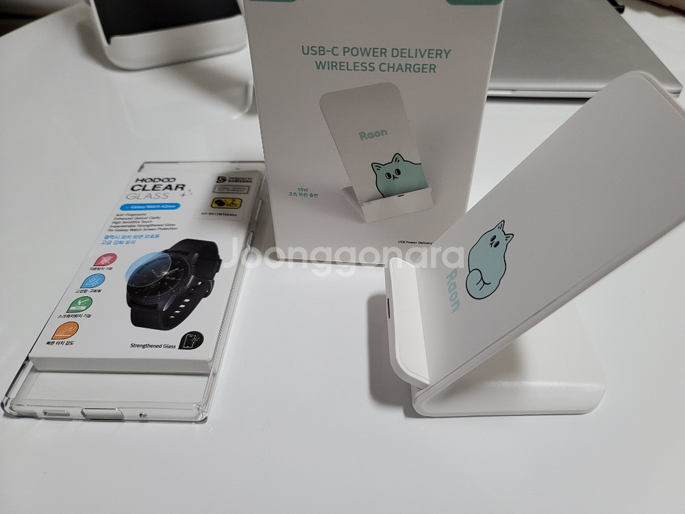 무선충전패드(새제품), 갤럭시 강화유리,보조배터리--1