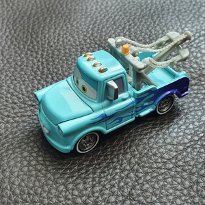 디즈니 카즈 cars 토미카 다이캐스트 미니카