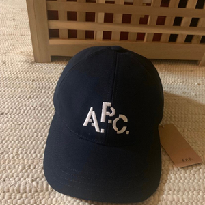 아페쎄(APC) 모자