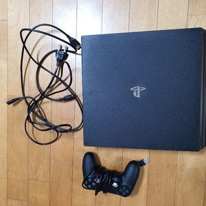 PS4 Pro 7218B 1테라 풀박스 팝니다