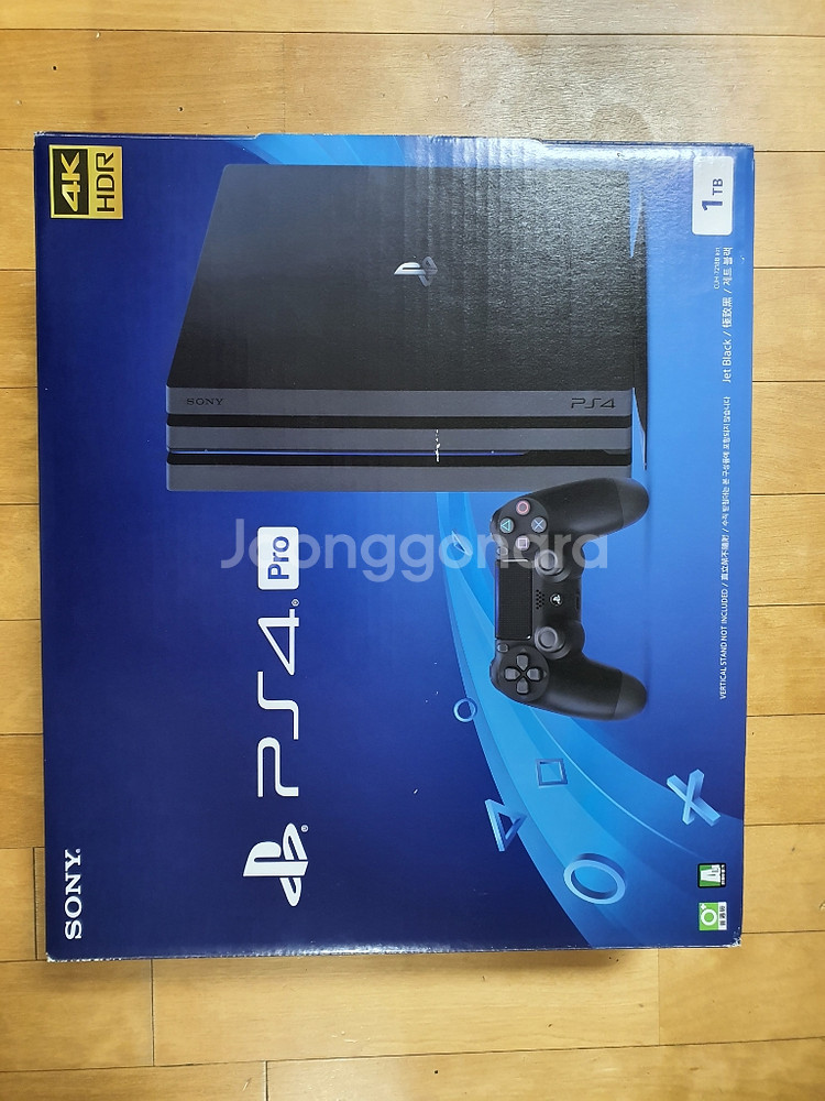 PS4 Pro 7218B 1테라 풀박스 팝니다--1