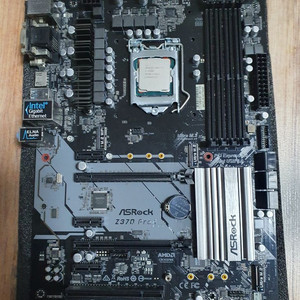8700K + ASROCK Z370 PRO4