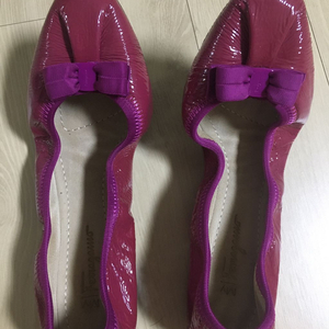 페라가모 마이조이 플랫 팝니다