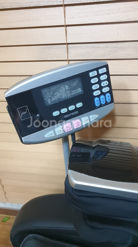 안마의자 바디프랜드뉴크루파워--2