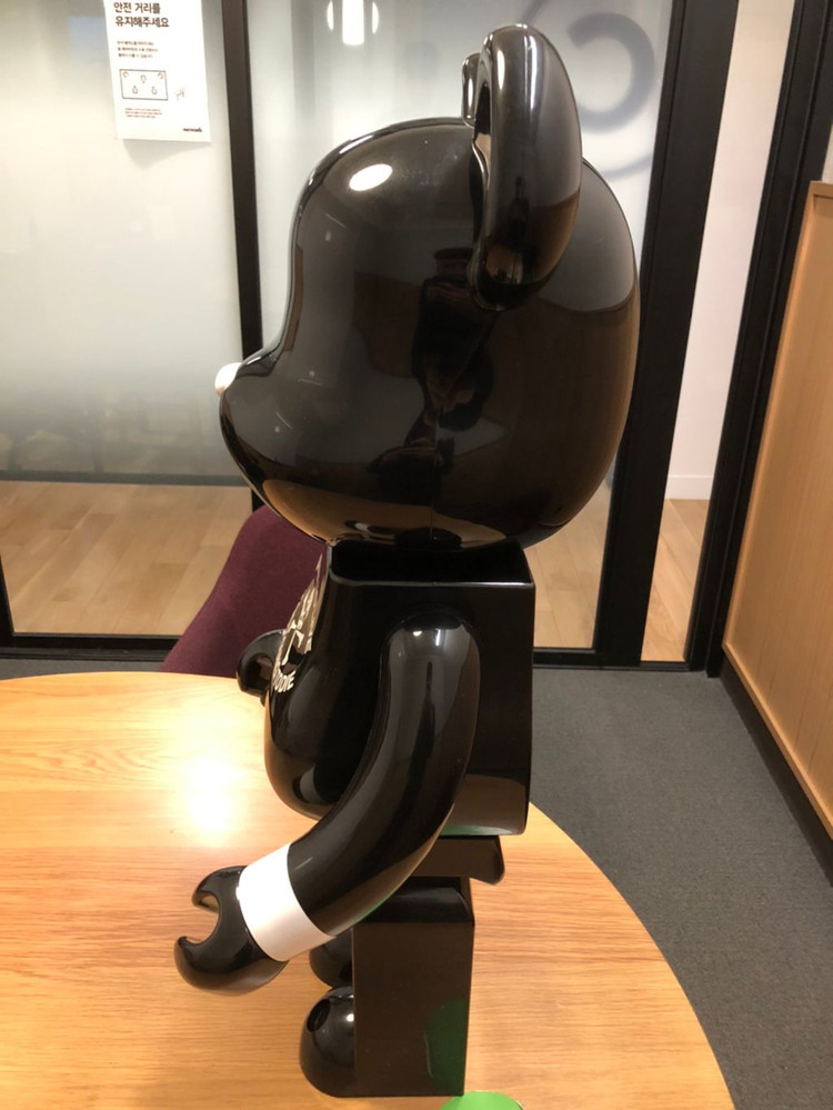 BEARBRICK MASTERMIND 1000%--5