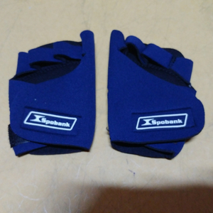 2. 헬스장갑 1켤레 미사용 길이-14cm