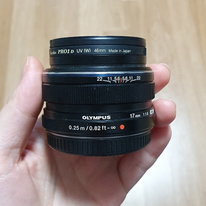 올림푸스 17mm 1.8 팝니다.