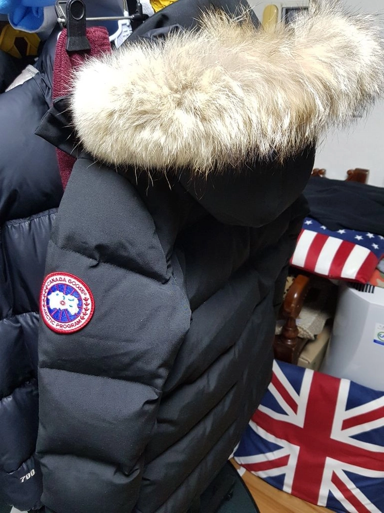 캐나다구스 새상품급 이미지