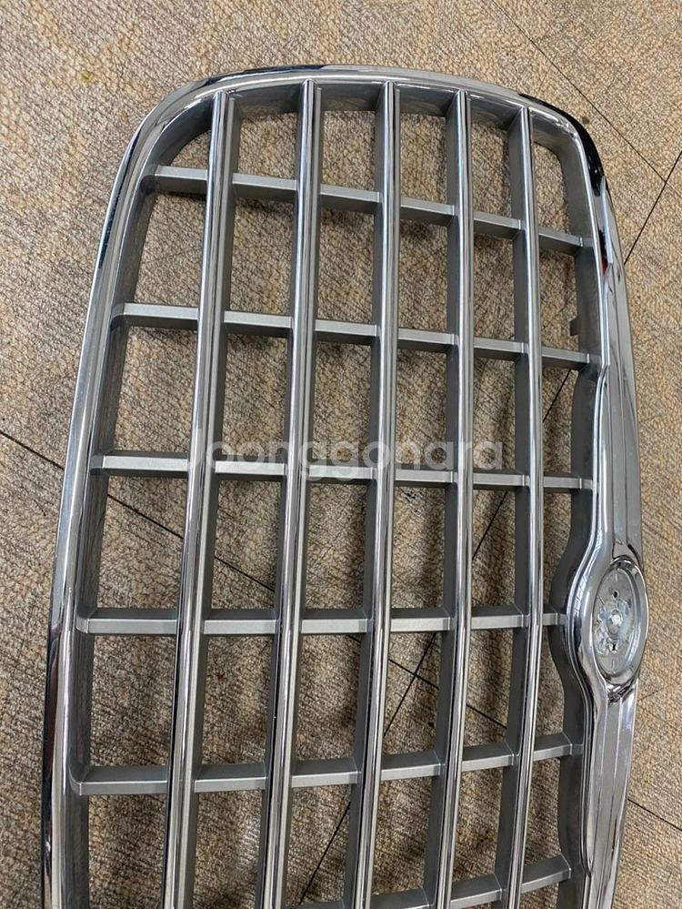 크라이슬러 300c 정품그릴 중고--3