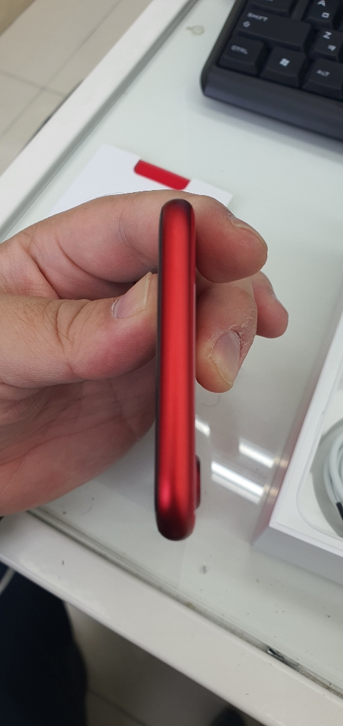 아이펀se2 128레드--5