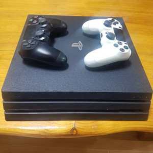 ps4 pro 팝니다