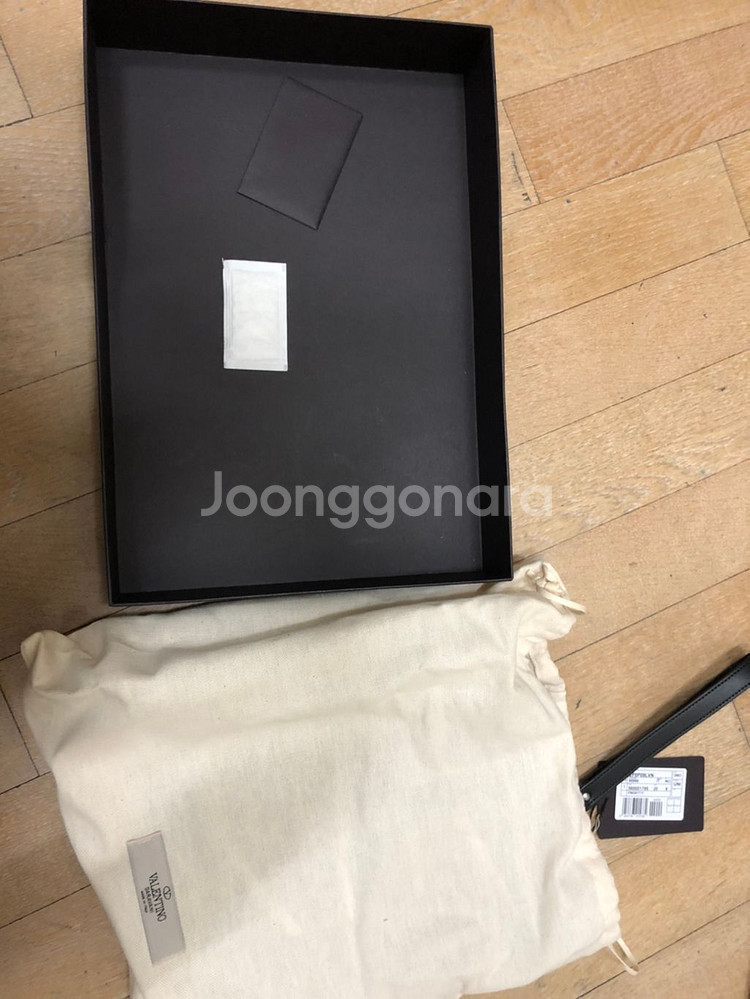 발렌티노 클러치 블랙 TY2P0P09LVN--1