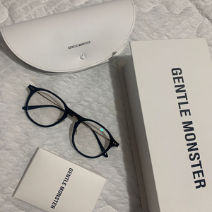 젠틀몬스터 코즈모01