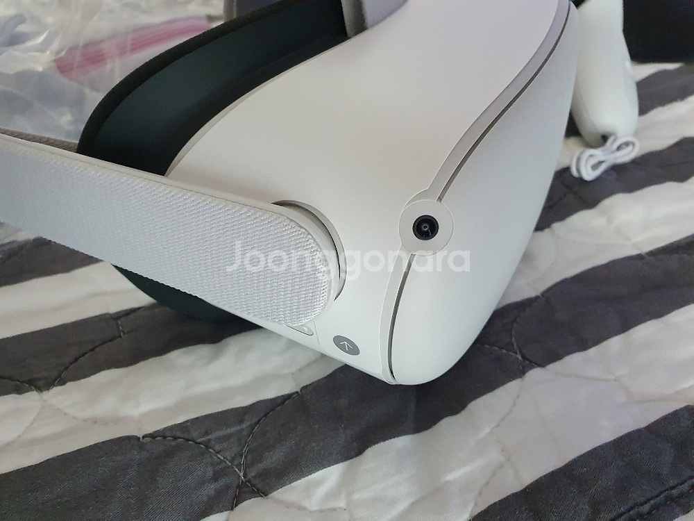 오큘러스 퀘스트2 64g--2