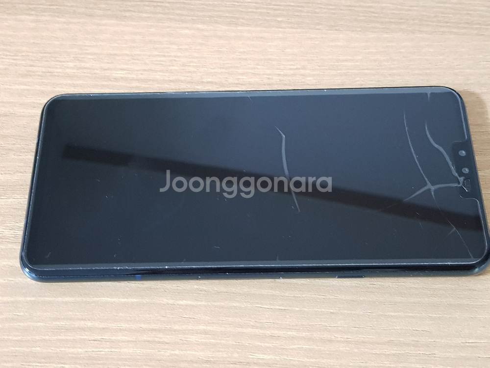 v40 액정 금감, 잔사있음--0