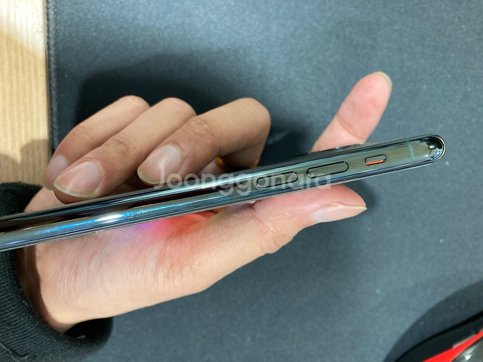 아이폰11pro 그린 256GB A+급--1