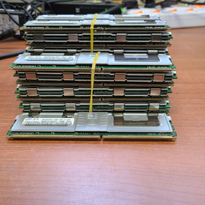 서버용램 4GB 4Rx8 PC2-5300F