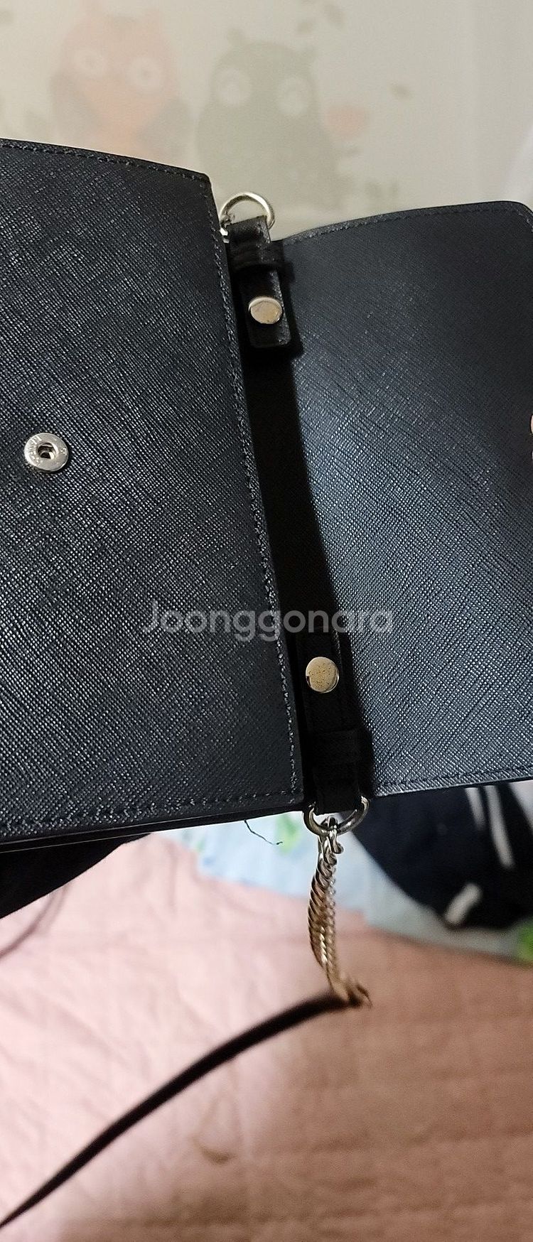 마이클 코어스 크로스 가방 팔아요--1