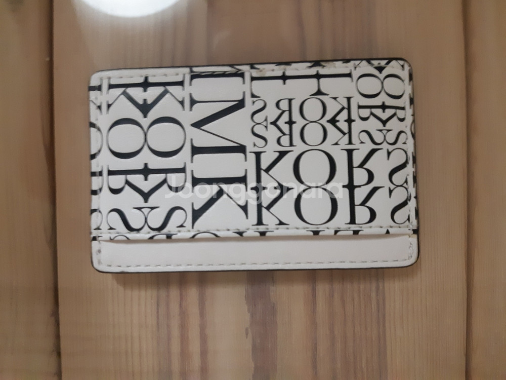 마이클코어스 카드지갑--1