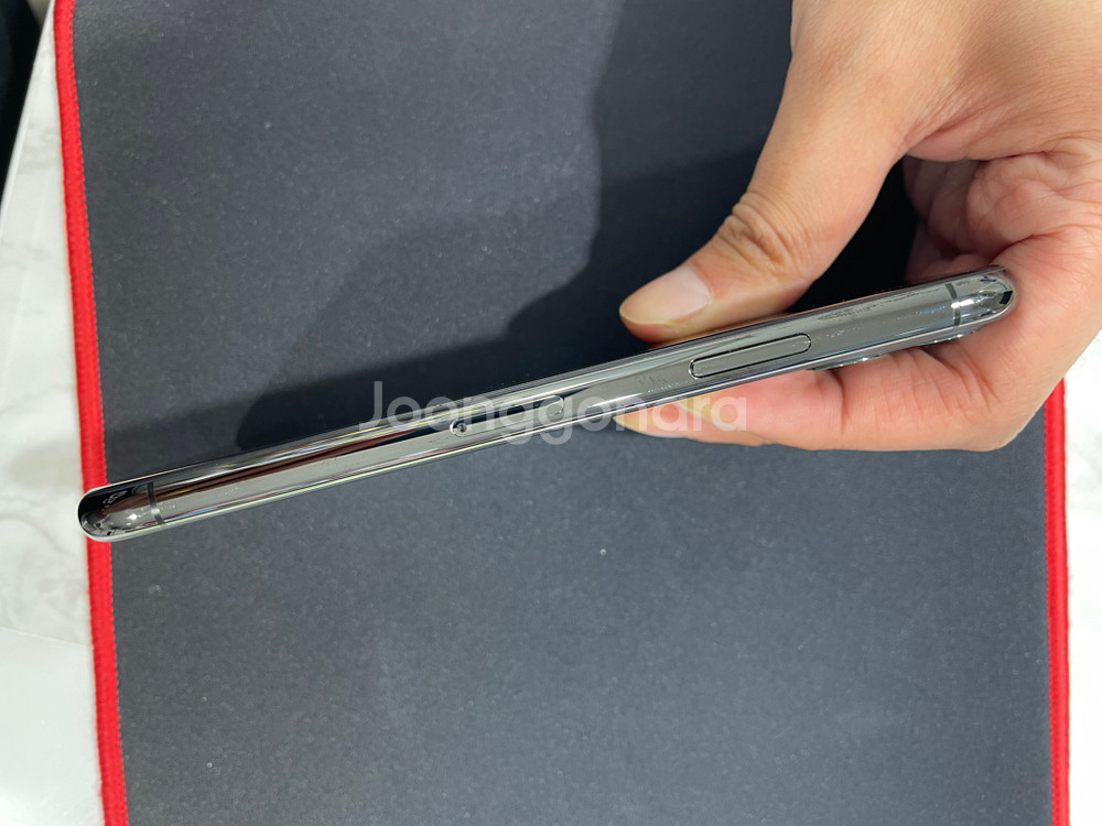 아이폰11PRO 64 그레이 A급 판매--7