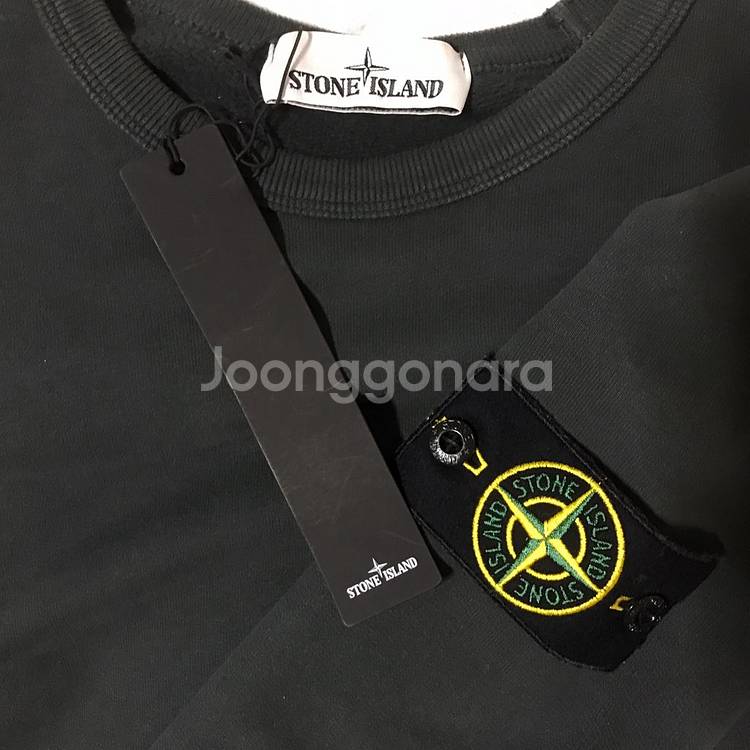 스톤아일랜드맨투맨--4