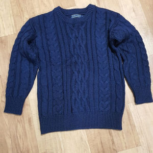 ARAN SWEATER 크림,네이비 2벌 처분합니다.