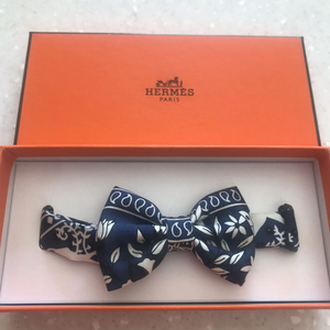 Hermès bow tie