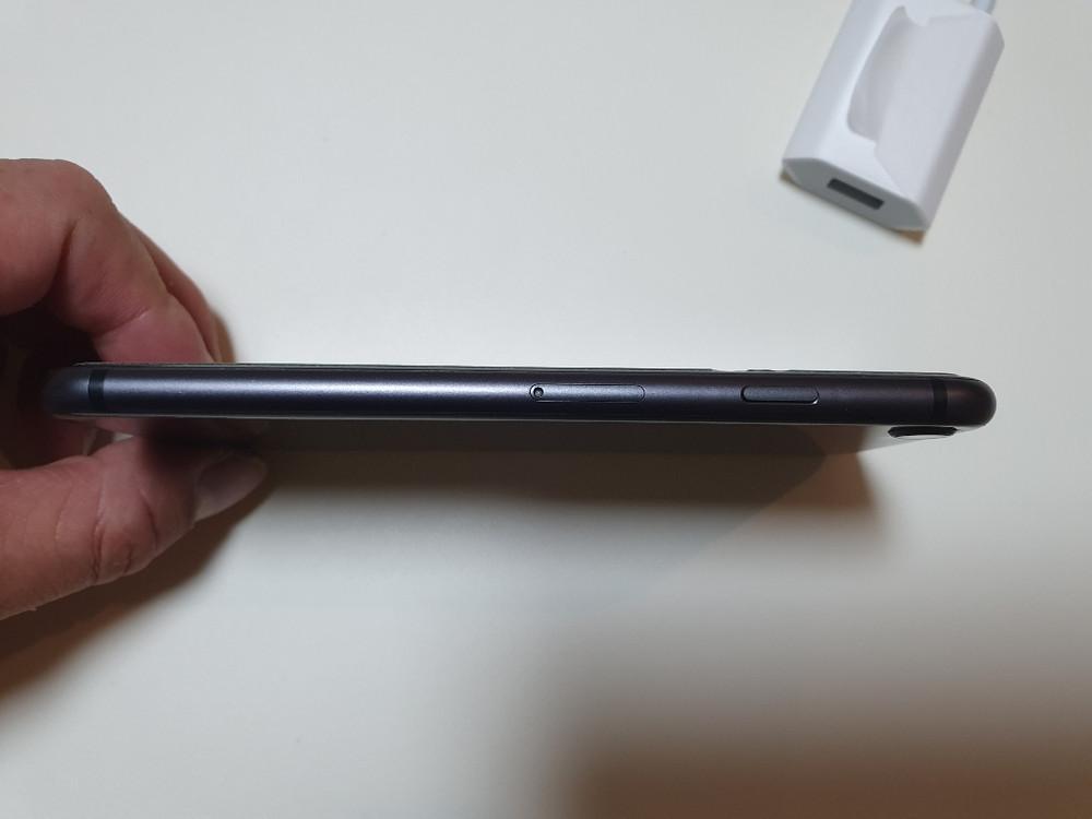 아이폰8 256기가 스페이스그레이--5