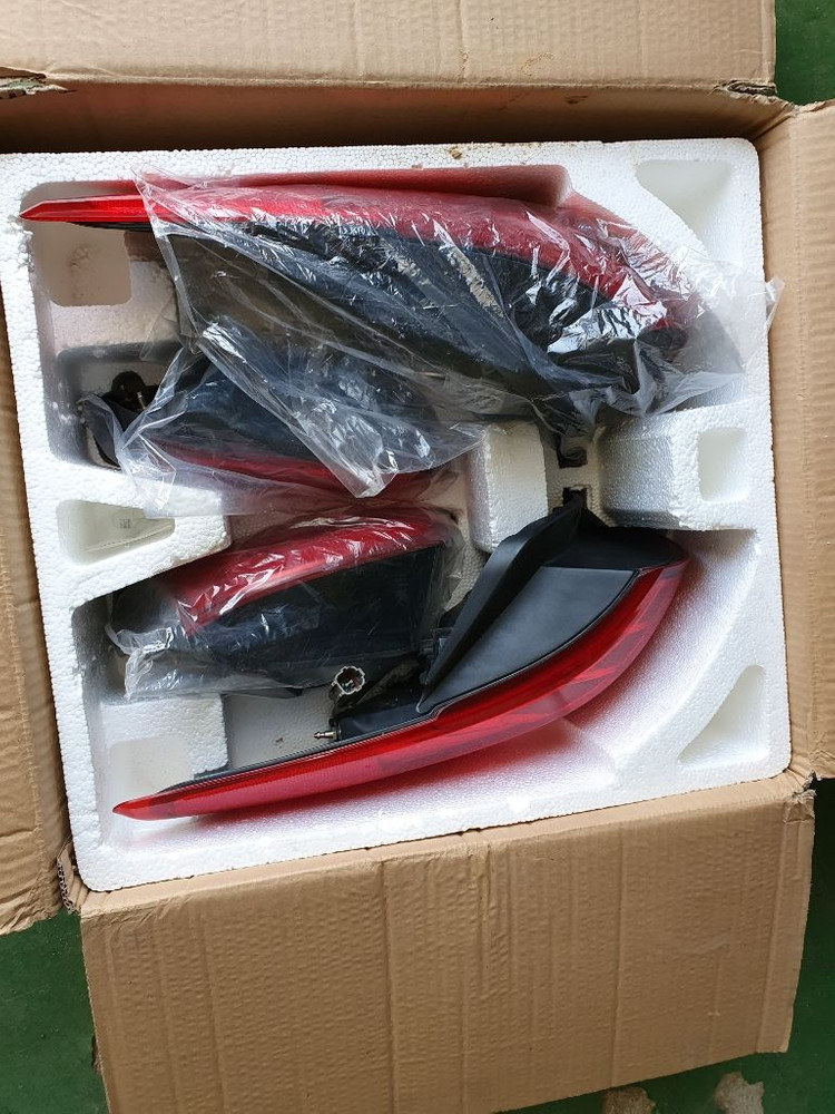 스포티지R 테일램프 슈퍼럭스--3