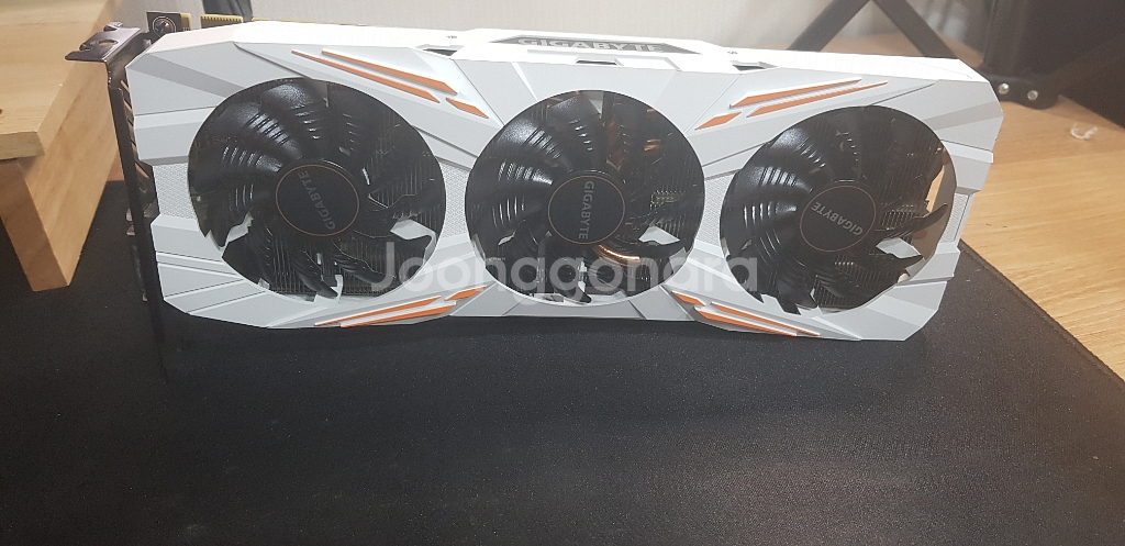 gtx 1080ti 기가 바이트--0
