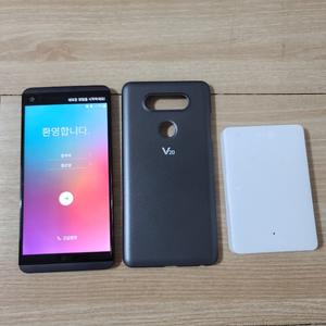 LG V20 단말기와 보조배터리& 여분배터리 판매해요(