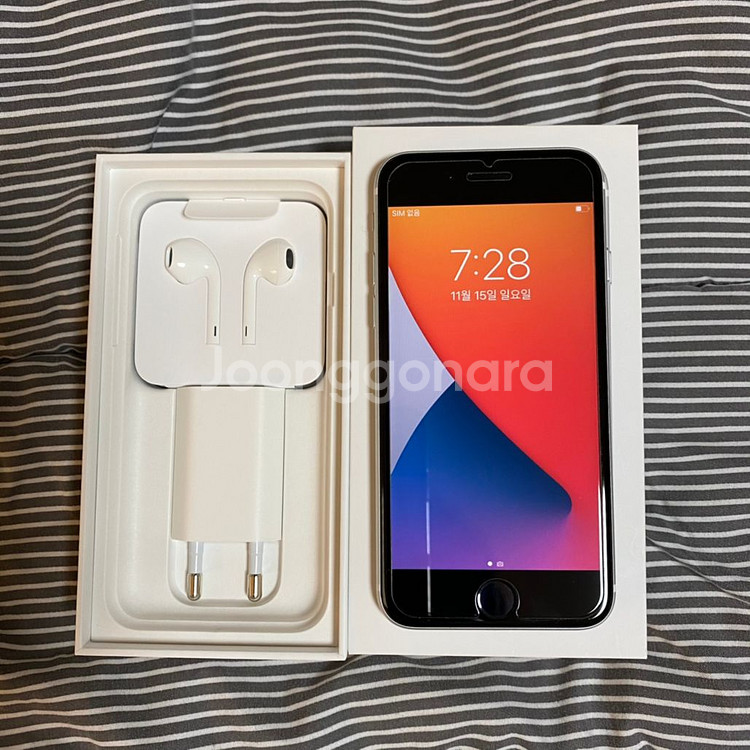 아이폰se2 화이트 128gb SS급--2