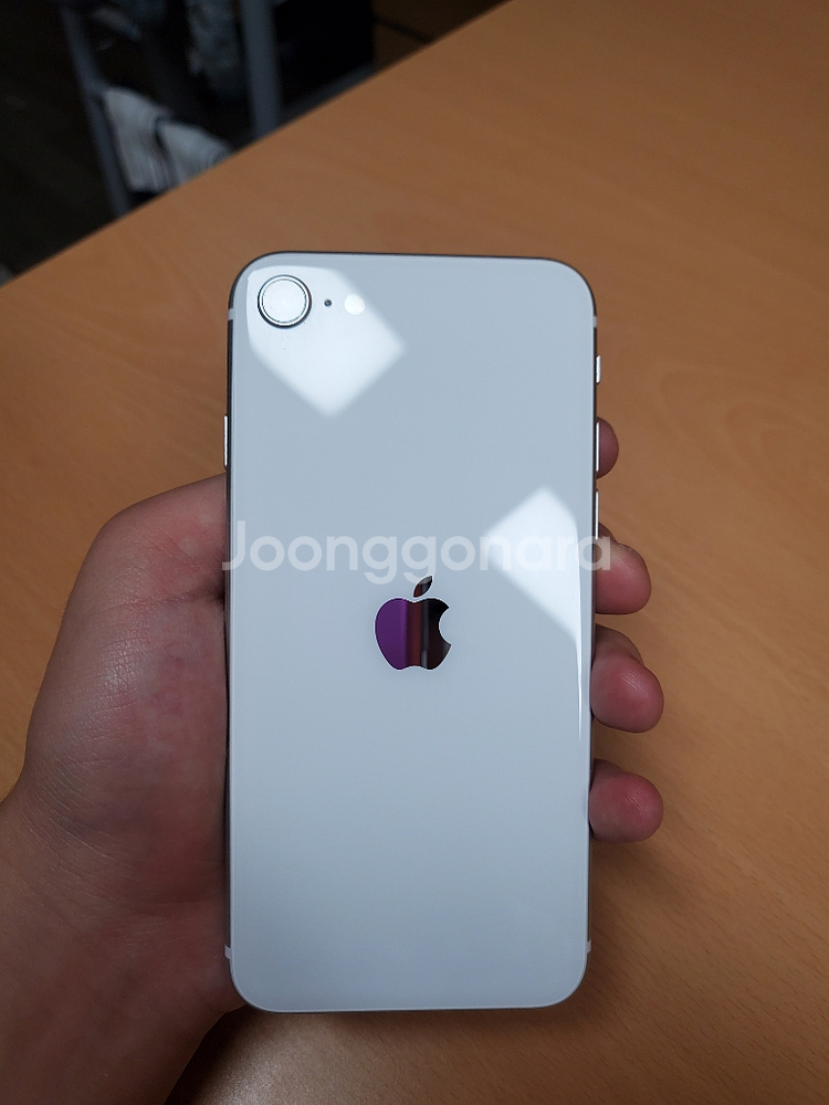 <급처> 풀박 아이폰 se2 64기가 화이트!!--5