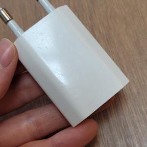 애플 5W USB 전원 어댑터