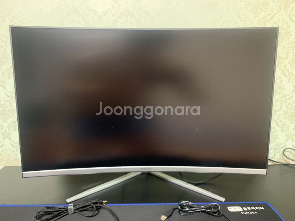 한성모니터 울트론 3257 커브드 주사율144hz 급매--1