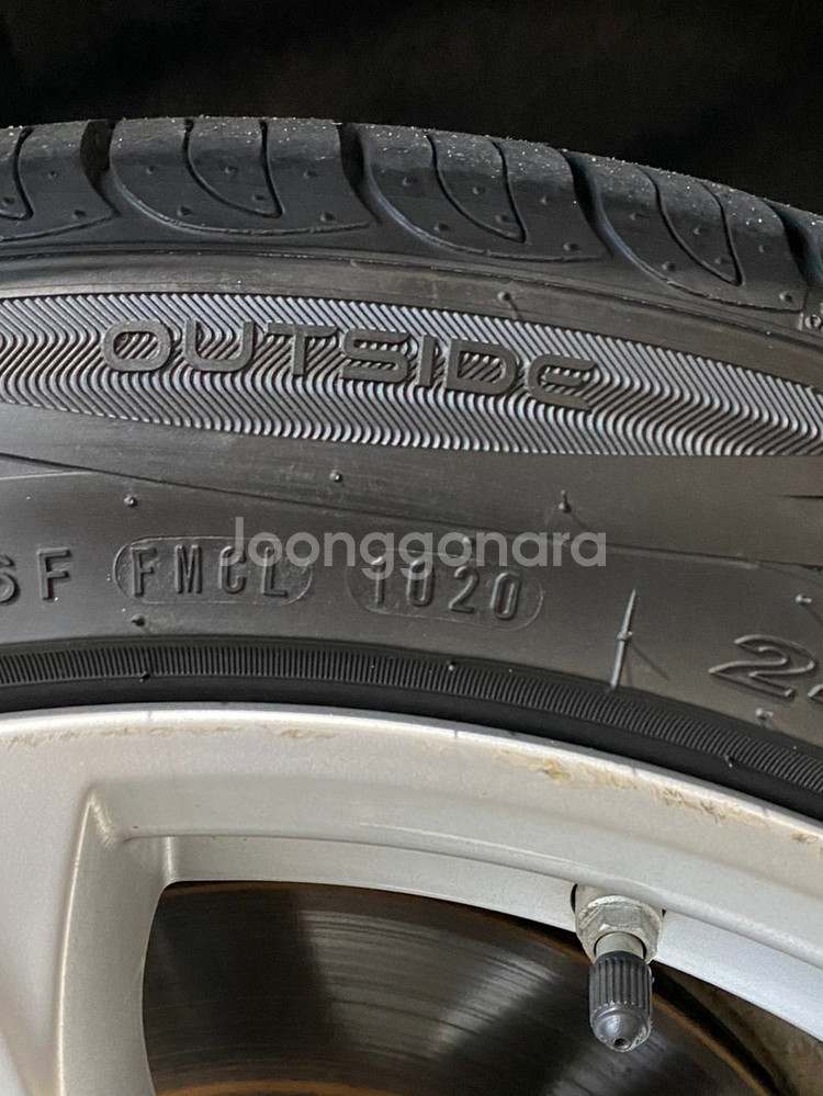 BMW 18인치 휠 M팩 휠 타이어 한대분--4