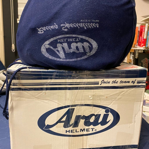 아라이 두카티 astro pro 헬멧 판매합니다깨끗!!