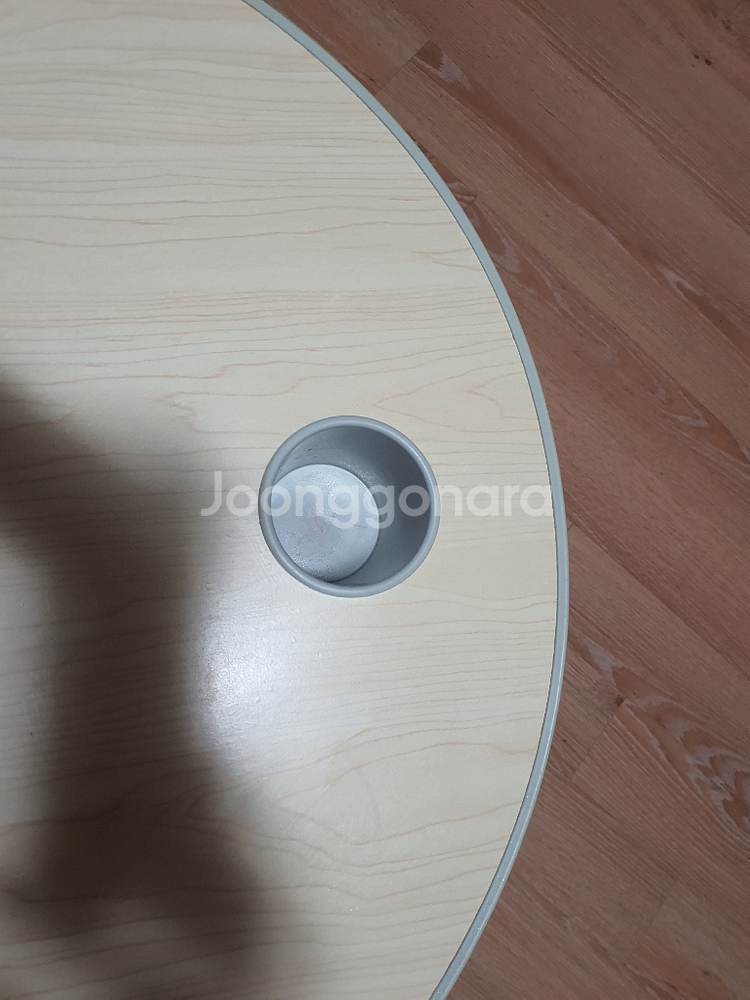 세이지폴 와이드테이블+북클레벤 소파 (일괄4만원)--2